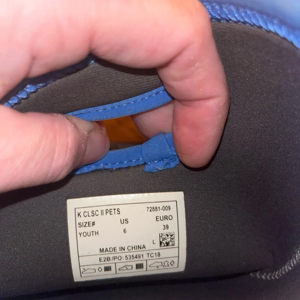 Kids Bogs BOOT size 6